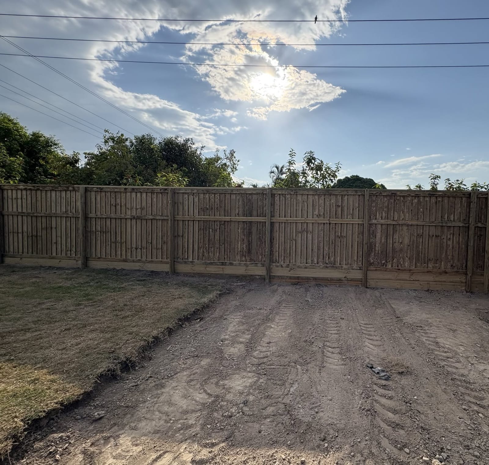 Noise-reducing timber fence built in Townsville