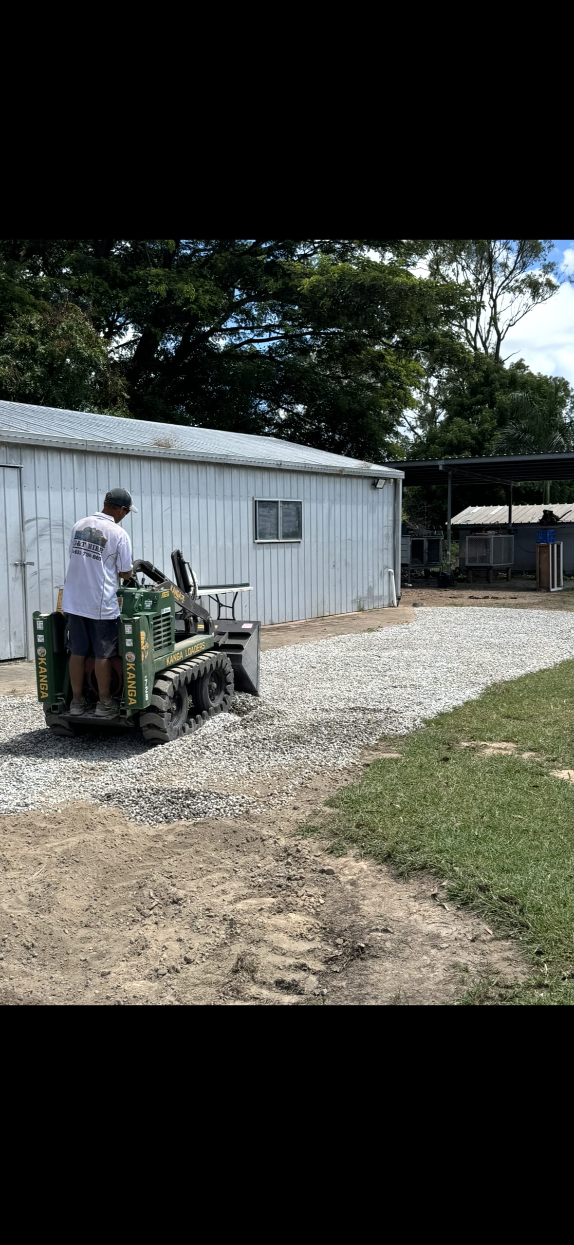 Kanga mini loader on a Townsville job